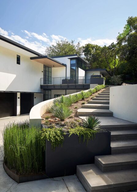 Harbor View Residence: Exterior